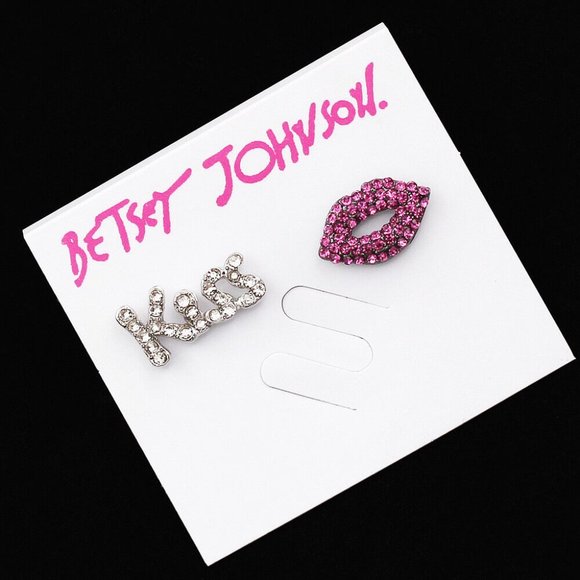 Super Cute Betsey Johnson Stud Earrings - Picture 2 of 2